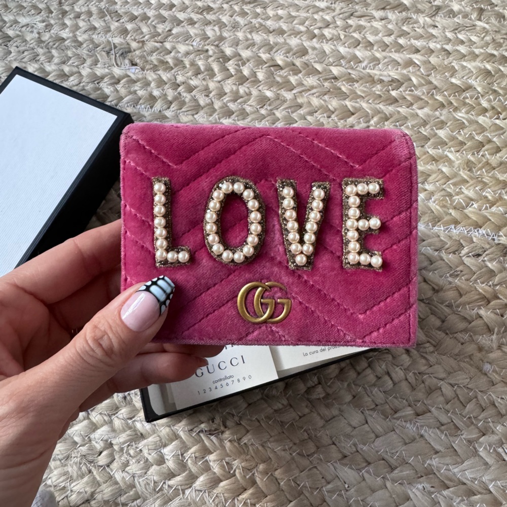 Authentic Gucci Velvet Pearl Embroidered Marmont Rose Raspberry Wallet